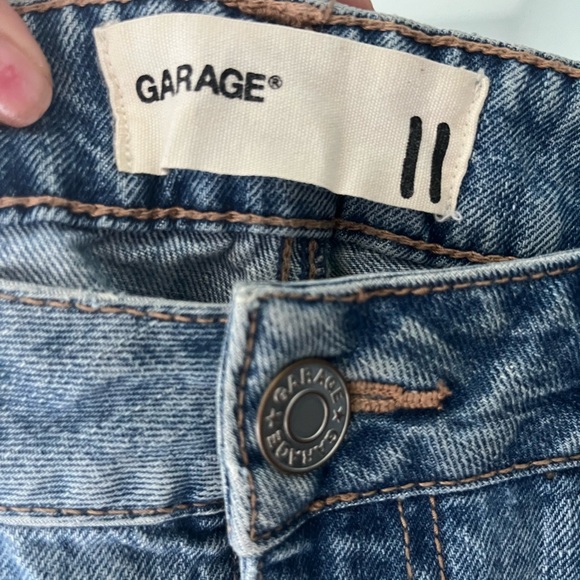 Jean shorts with rips - Picture 2 of 3